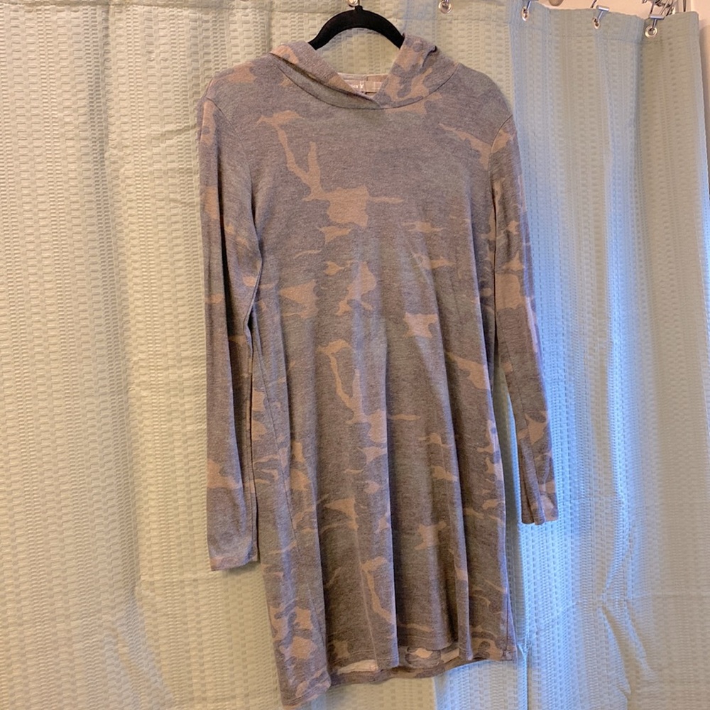 Tresics camo tunic with hood size large